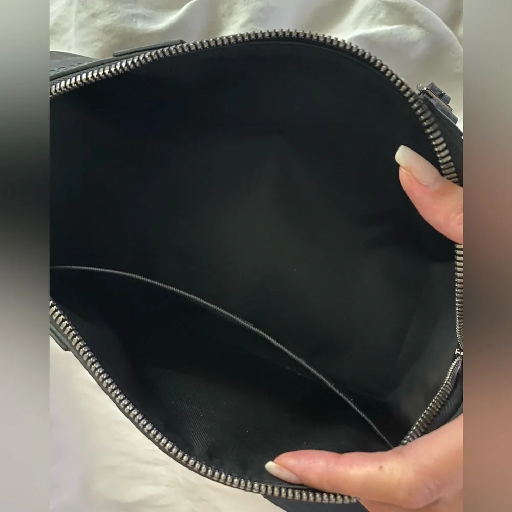 Louis Vuitton City Keepall Monogram Eclipse - Picture 8 of 10